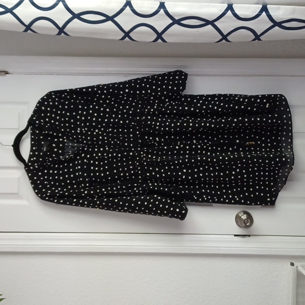 Mossimo dress, black and white, adjustable sleeves, sz. Medium